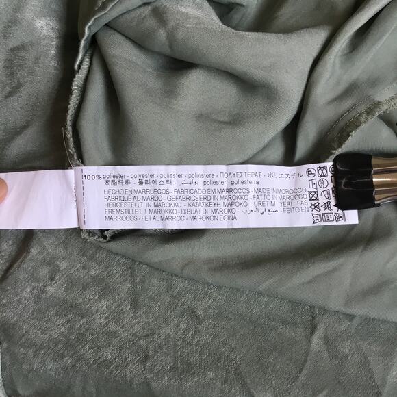 ZARA Satin Wide Sleeve Overlap Belt Detail Stretch Waist Romper in Green Sz M - Picture 8 of 8